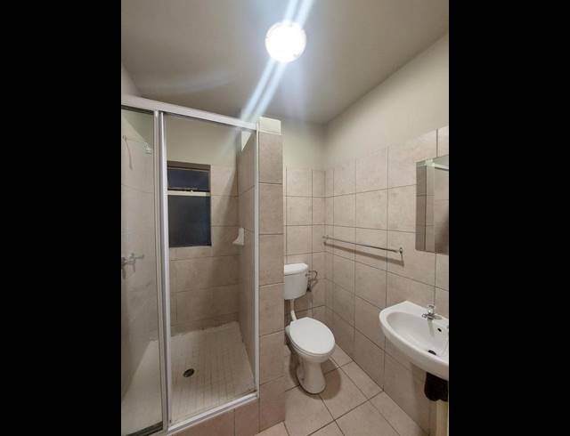1 BEDROOM APARTMENT FOR SALE IN BRAAMFONTEIN WERF